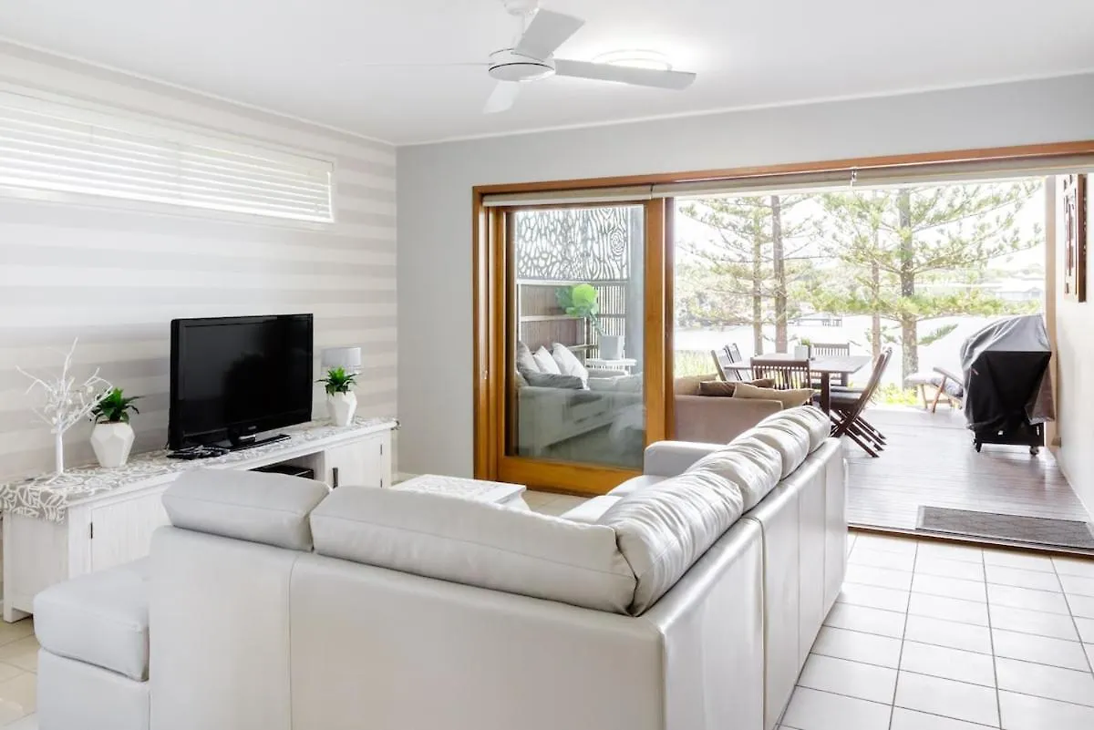 Apartamento Reflections On The Lake With Resort Access Twin Waters